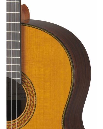 Guitarra Yamaha CG 192C